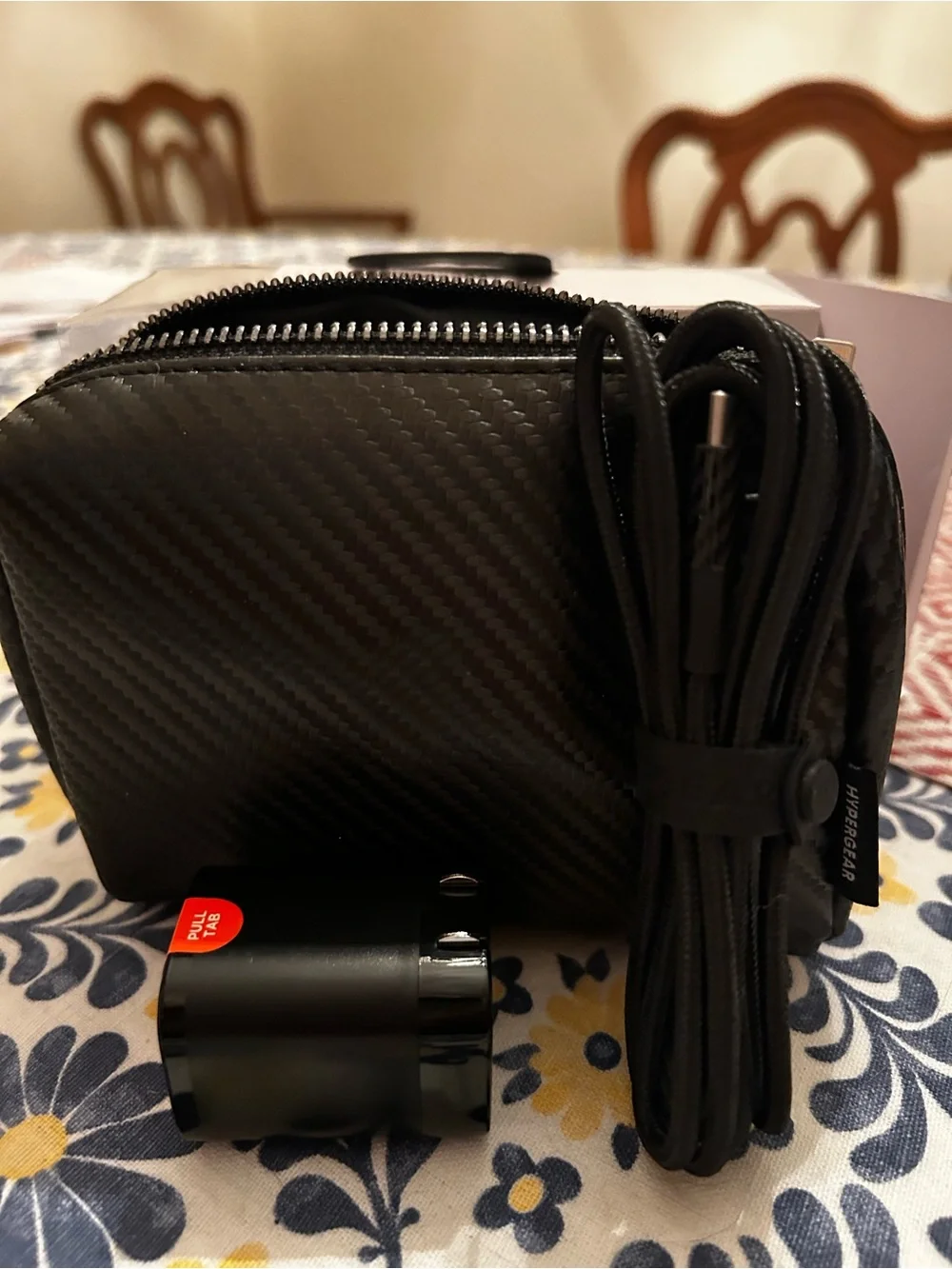 30W USB-C PD Charging Kit with Carbon Black Pouch